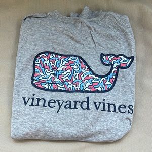 Long sleeve vineyard vines T-shirt